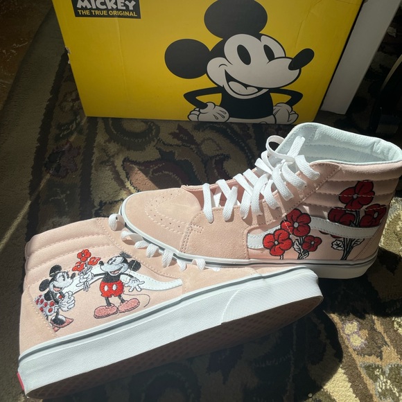 Mikey x Vans collab - Picture 2 of 5